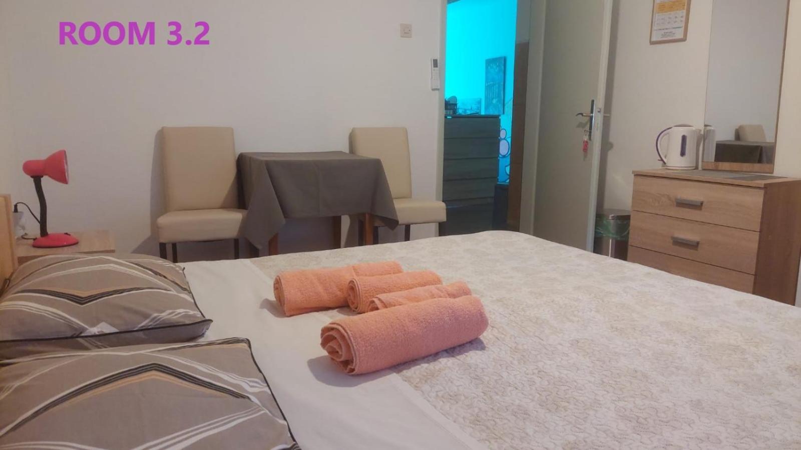 Guest House Lovric بوريتش المظهر الخارجي الصورة