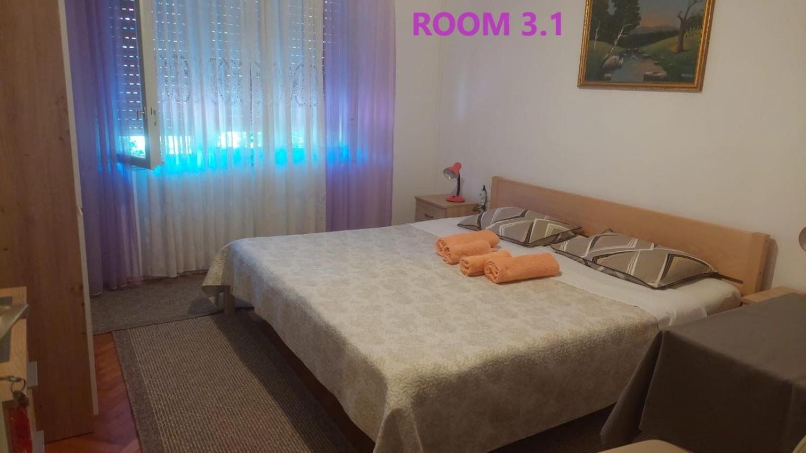 Guest House Lovric بوريتش المظهر الخارجي الصورة