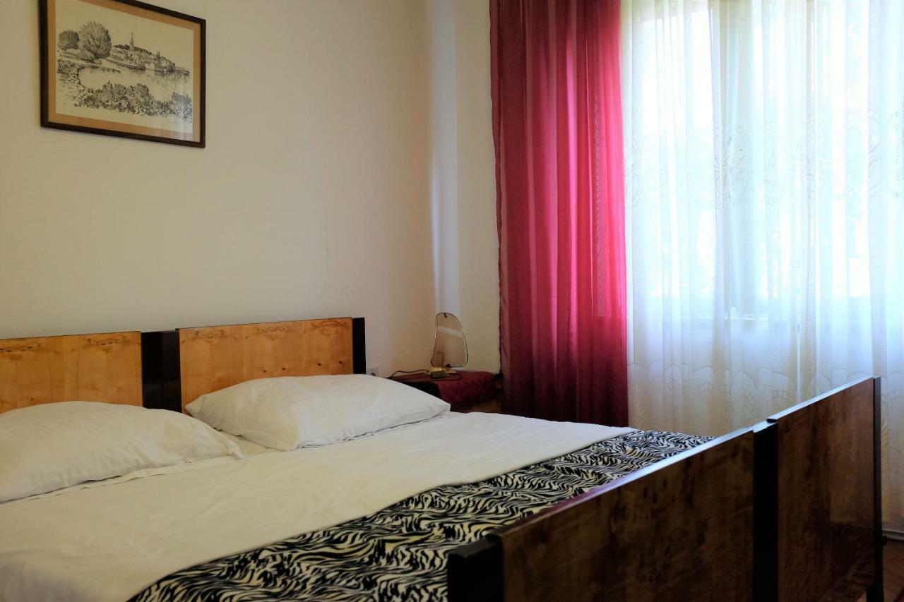 Guest House Lovric بوريتش المظهر الخارجي الصورة